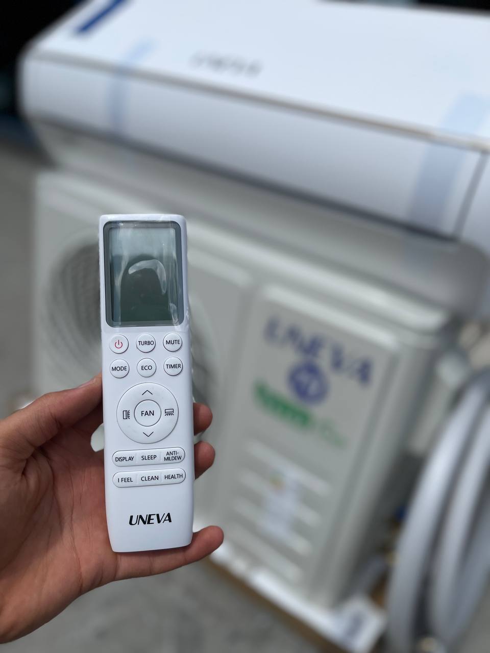کولر گازی یونیوا UN-TS9 Titanium