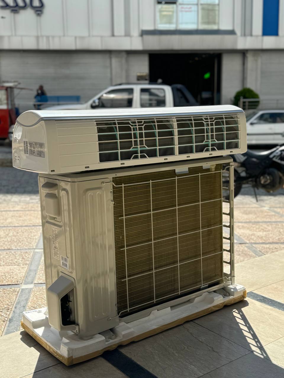 کولر گازی یونیوا UN-MS24 LUX